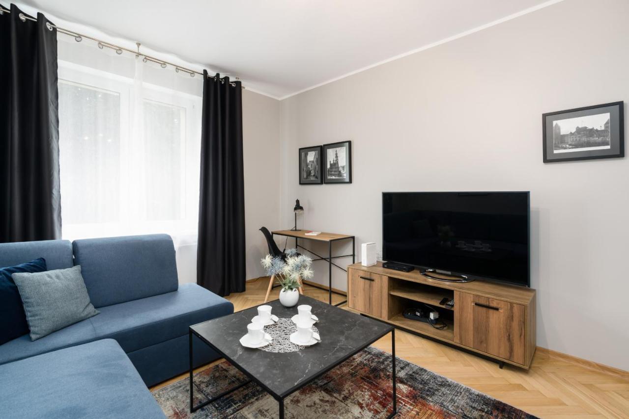 Kosinskiego Apartment Poznan By Noclegi Renters Екстериор снимка