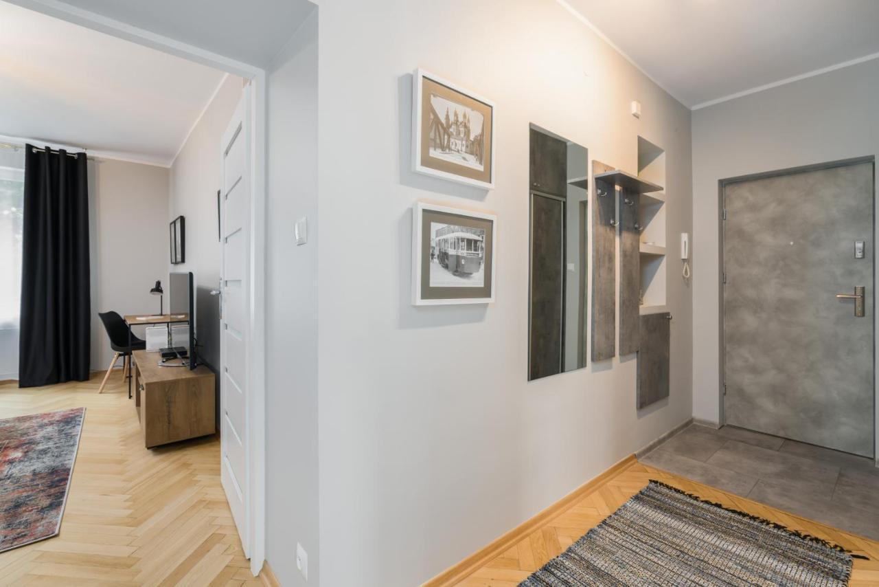 Kosinskiego Apartment Poznan By Noclegi Renters Екстериор снимка