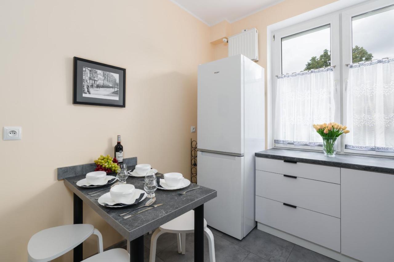 Kosinskiego Apartment Poznan By Noclegi Renters Екстериор снимка