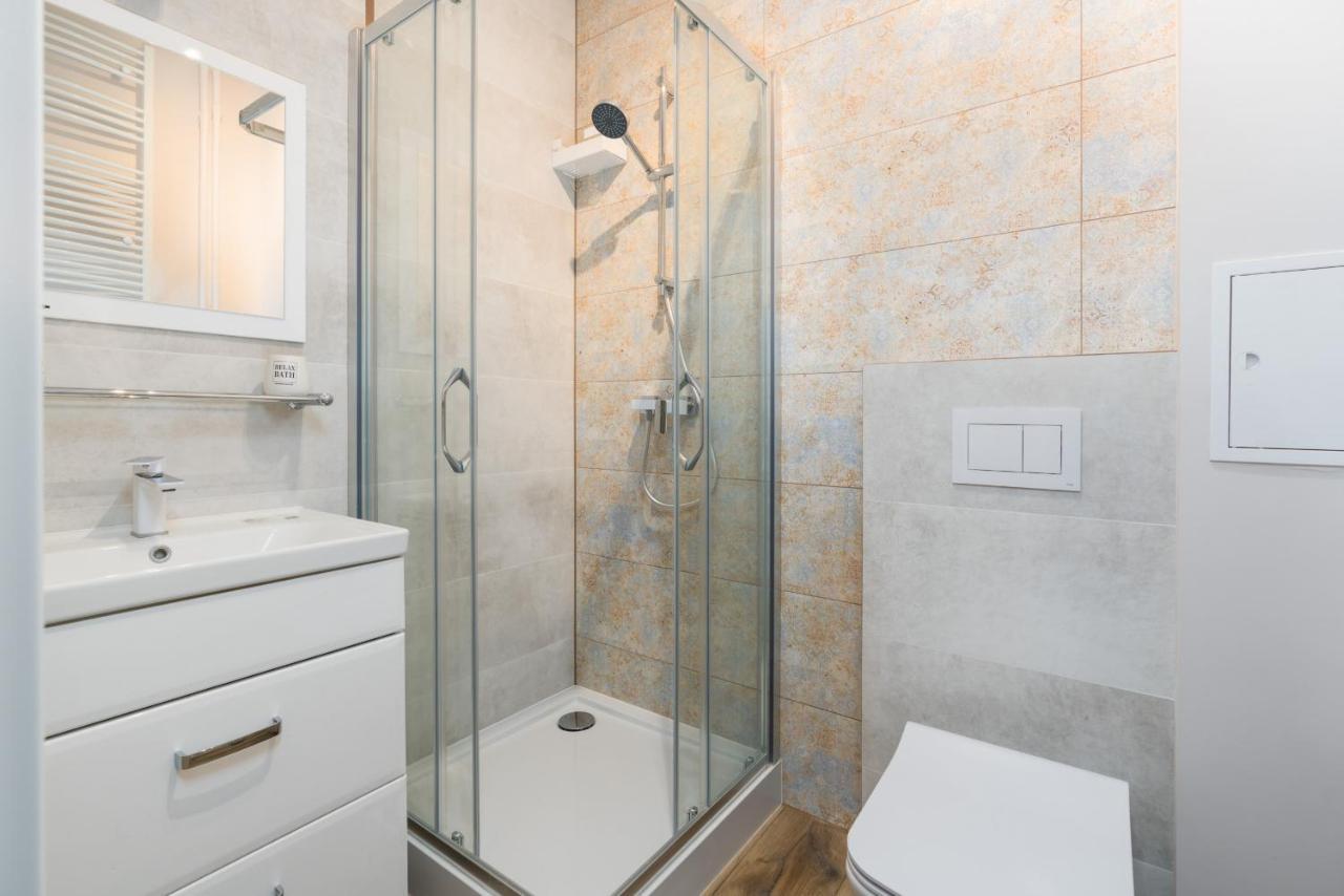Kosinskiego Apartment Poznan By Noclegi Renters Екстериор снимка