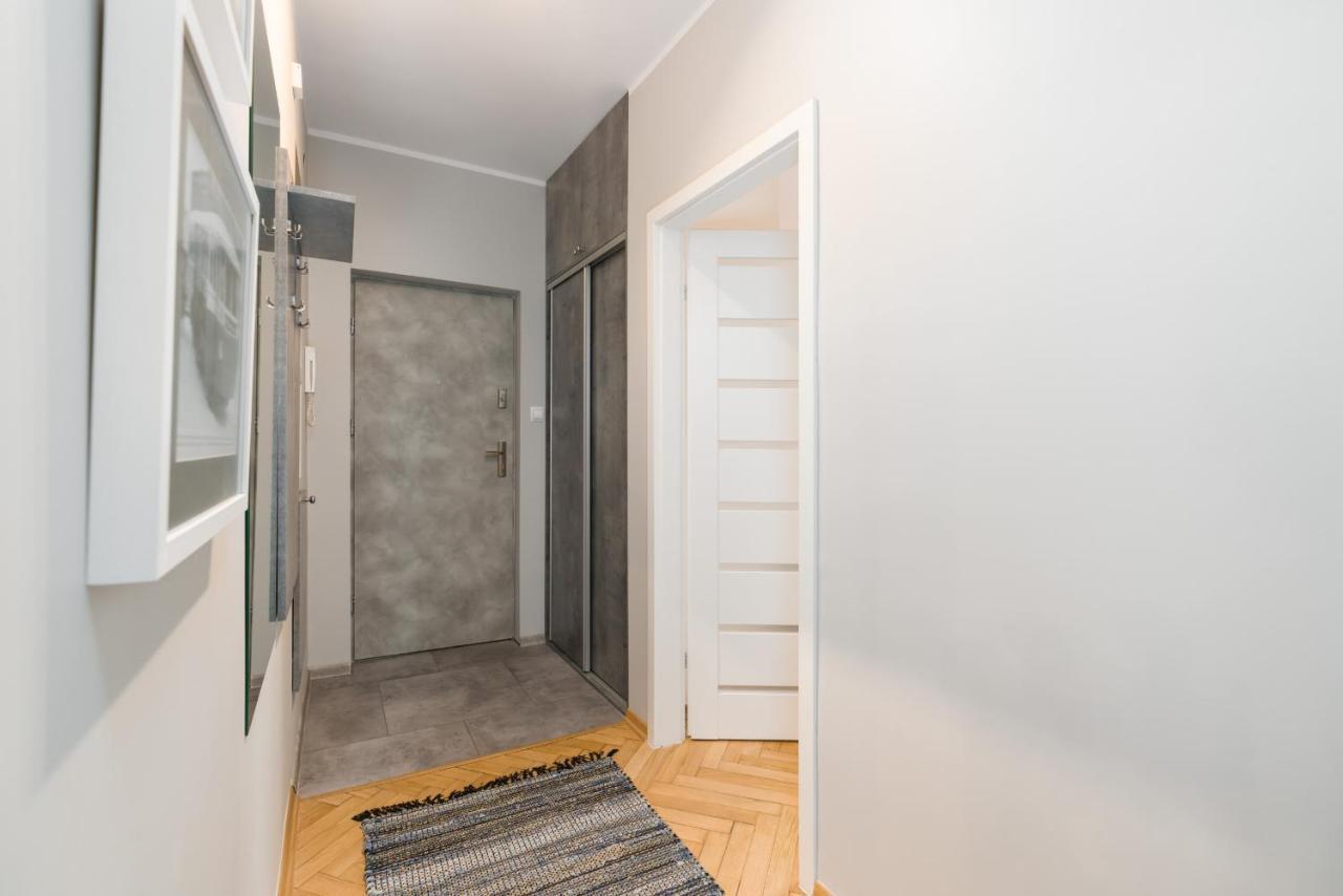 Kosinskiego Apartment Poznan By Noclegi Renters Екстериор снимка